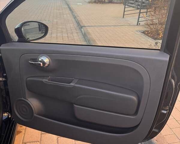 Черный Фиат 500, объемом двигателя 1.37 л и пробегом 95 тыс. км за 8900 $, фото 15 на Automoto.ua