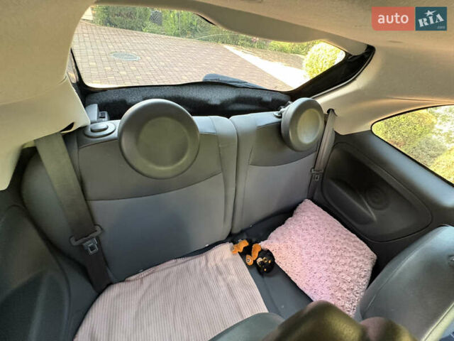 Черный Фиат 500, объемом двигателя 1.4 л и пробегом 168 тыс. км за 9000 $, фото 10 на Automoto.ua