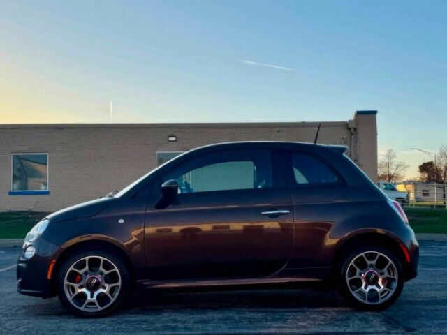 Черный Фиат 500, объемом двигателя 1.4 л и пробегом 78 тыс. км за 5500 $, фото 4 на Automoto.ua