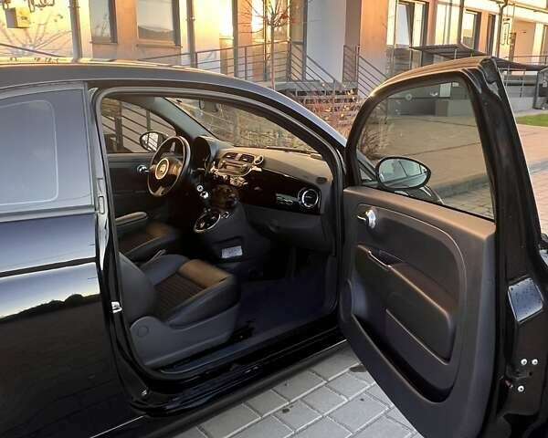 Черный Фиат 500, объемом двигателя 1.37 л и пробегом 95 тыс. км за 8900 $, фото 13 на Automoto.ua