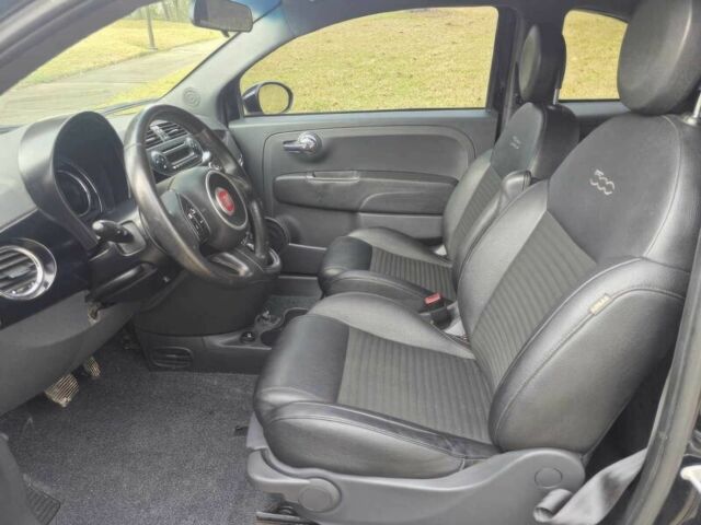 Черный Фиат 500, объемом двигателя 1.4 л и пробегом 75 тыс. км за 3800 $, фото 6 на Automoto.ua