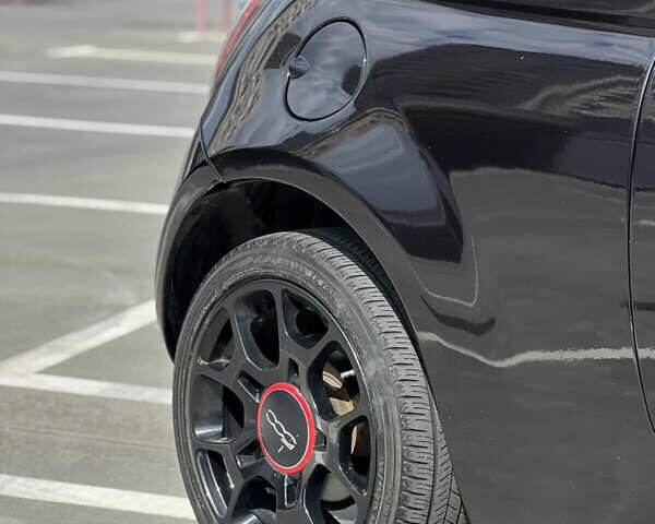 Чорний Фіат 500, об'ємом двигуна 1.4 л та пробігом 160 тис. км за 10000 $, фото 9 на Automoto.ua