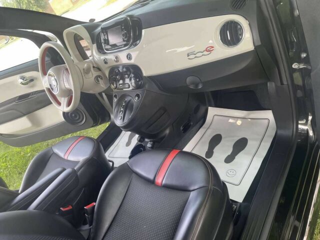 Черный Фиат 500, объемом двигателя 0 л и пробегом 72 тыс. км за 2000 $, фото 5 на Automoto.ua