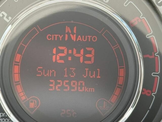 Черный Фиат 500, объемом двигателя 1.2 л и пробегом 35 тыс. км за 8999 $, фото 5 на Automoto.ua