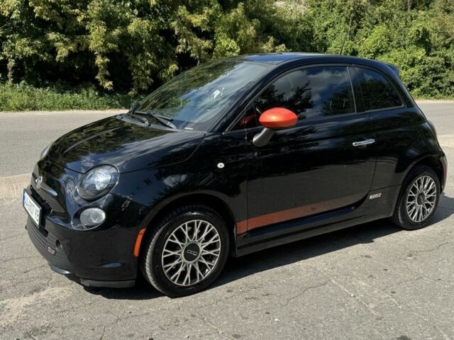 Черный Фиат 500, объемом двигателя 0 л и пробегом 101 тыс. км за 6500 $, фото 1 на Automoto.ua