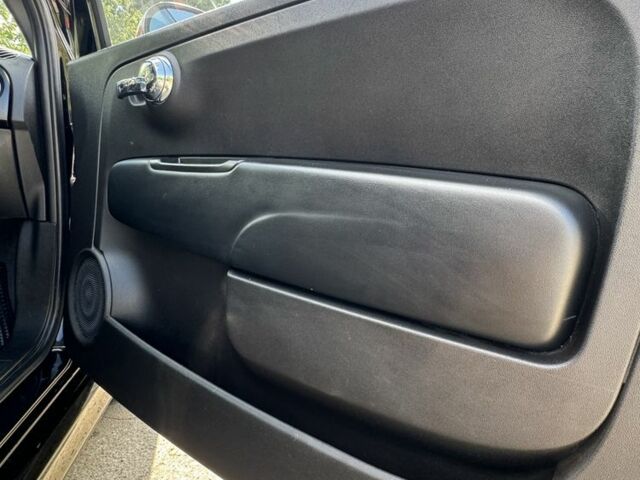 Черный Фиат 500, объемом двигателя 0 л и пробегом 101 тыс. км за 6500 $, фото 14 на Automoto.ua