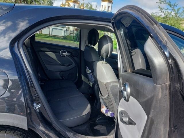 Черный Фиат 500, объемом двигателя 2.4 л и пробегом 83 тыс. км за 9900 $, фото 3 на Automoto.ua