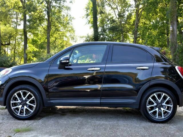 Черный Фиат 500, объемом двигателя 2.4 л и пробегом 78 тыс. км за 6200 $, фото 2 на Automoto.ua