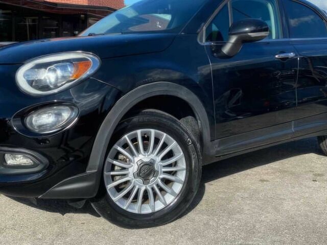 Чорний Фіат 500, об'ємом двигуна 2.4 л та пробігом 32 тис. км за 1900 $, фото 2 на Automoto.ua