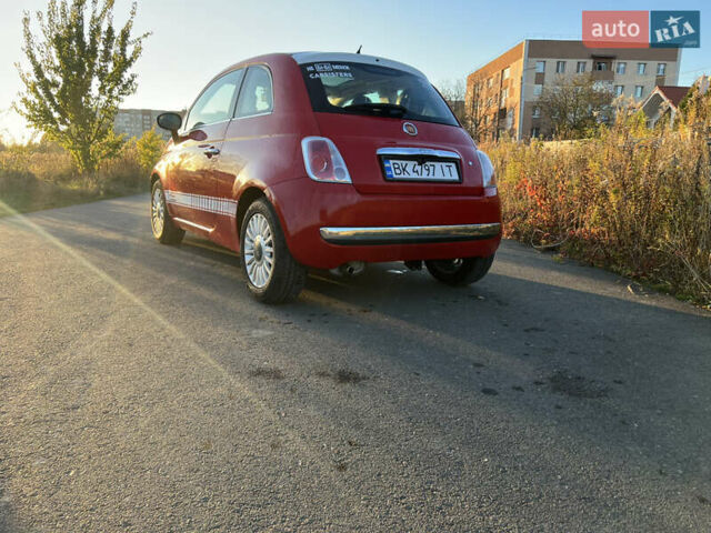 Фиат 500 2008 в Ровно на Automoto.ua Красный Фиат 500, объемом двигателя 1.24 л и пробегом 212 тыс. км за 5900 $, фото 5 на Automoto.ua