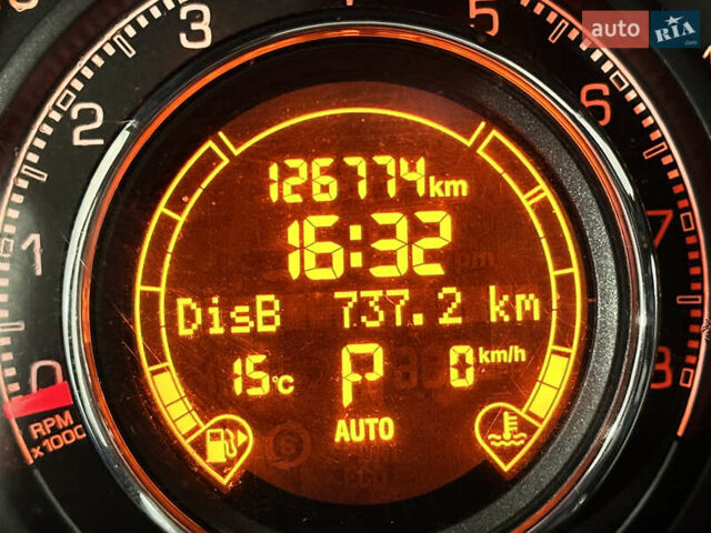 Красный Фиат 500, объемом двигателя 1.4 л и пробегом 125 тыс. км за 7400 $, фото 18 на Automoto.ua