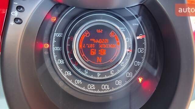 Красный Фиат 500, объемом двигателя 0.88 л и пробегом 120 тыс. км за 6900 $, фото 27 на Automoto.ua
