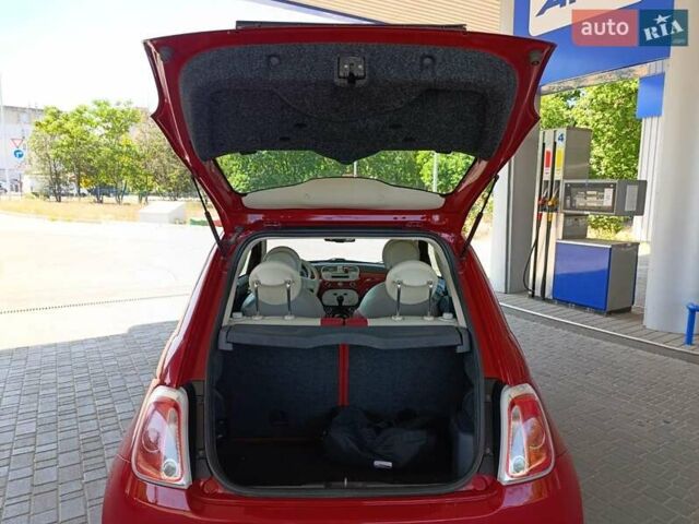 Красный Фиат 500, объемом двигателя 1.37 л и пробегом 132 тыс. км за 7700 $, фото 49 на Automoto.ua