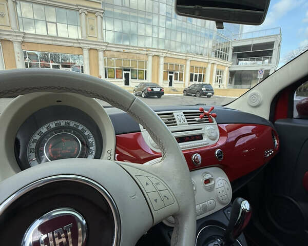 Красный Фиат 500, объемом двигателя 1.24 л и пробегом 121 тыс. км за 6700 $, фото 5 на Automoto.ua