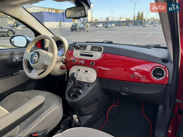 Фиат 500 2012 в Киеве на Automoto.ua Красный Фиат 500, объемом двигателя 1.37 л и пробегом 120 тыс. км за 7800 $, фото 14 на Automoto.ua