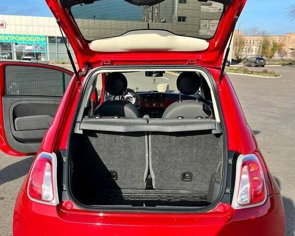Красный Фиат 500, объемом двигателя 1.37 л и пробегом 126 тыс. км за 8500 $, фото 9 на Automoto.ua