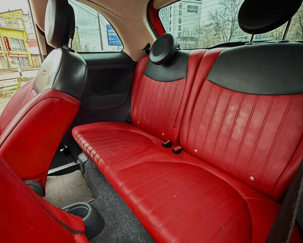Червоний Фіат 500, об'ємом двигуна 1.37 л та пробігом 118 тис. км за 5500 $, фото 10 на Automoto.ua