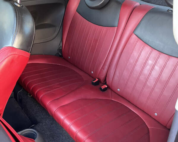 Червоний Фіат 500, об'ємом двигуна 1.37 л та пробігом 118 тис. км за 4999 $, фото 13 на Automoto.ua