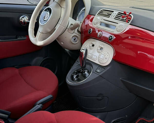 Красный Фиат 500, объемом двигателя 1.24 л и пробегом 121 тыс. км за 6700 $, фото 22 на Automoto.ua