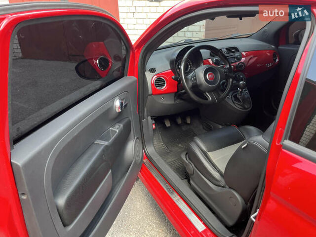 Красный Фиат 500, объемом двигателя 1.37 л и пробегом 189 тыс. км за 5600 $, фото 2 на Automoto.ua