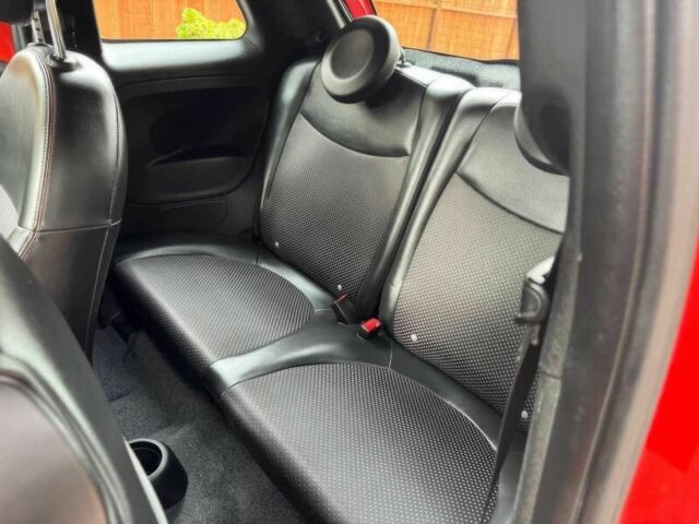 Червоний Фіат 500, об'ємом двигуна 0 л та пробігом 86 тис. км за 5200 $, фото 7 на Automoto.ua