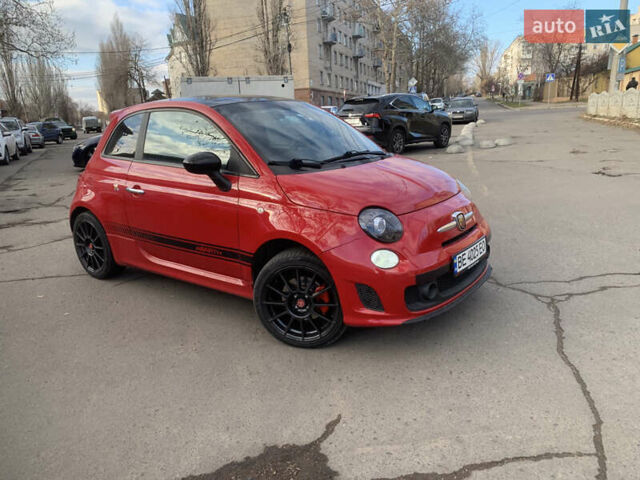 Красный Фиат 500, объемом двигателя 1.37 л и пробегом 266 тыс. км за 8499 $, фото 3 на Automoto.ua