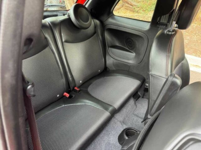 Червоний Фіат 500, об'ємом двигуна 0 л та пробігом 86 тис. км за 5200 $, фото 8 на Automoto.ua