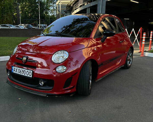 Красный Фиат 500, объемом двигателя 1.4 л и пробегом 101 тыс. км за 10000 $, фото 21 на Automoto.ua