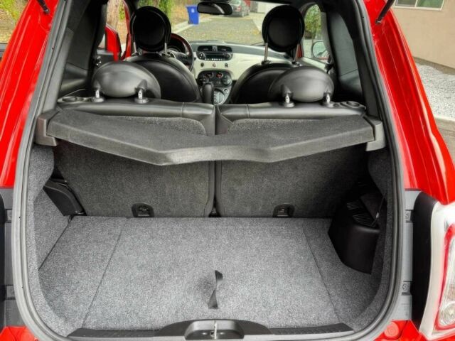 Червоний Фіат 500, об'ємом двигуна 0 л та пробігом 86 тис. км за 5200 $, фото 9 на Automoto.ua