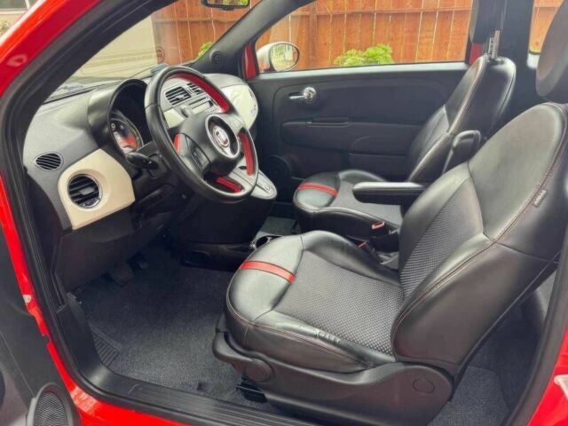 Червоний Фіат 500, об'ємом двигуна 0 л та пробігом 86 тис. км за 5200 $, фото 5 на Automoto.ua