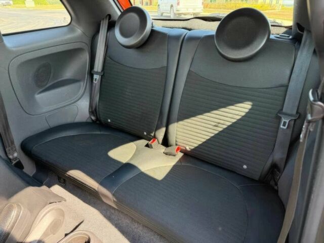 Красный Фиат 500, объемом двигателя 1.4 л и пробегом 78 тыс. км за 3000 $, фото 11 на Automoto.ua