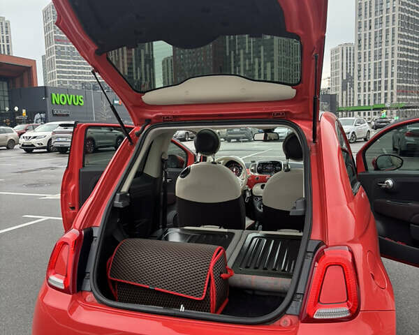 Червоний Фіат 500, об'ємом двигуна 1.24 л та пробігом 122 тис. км за 11000 $, фото 15 на Automoto.ua