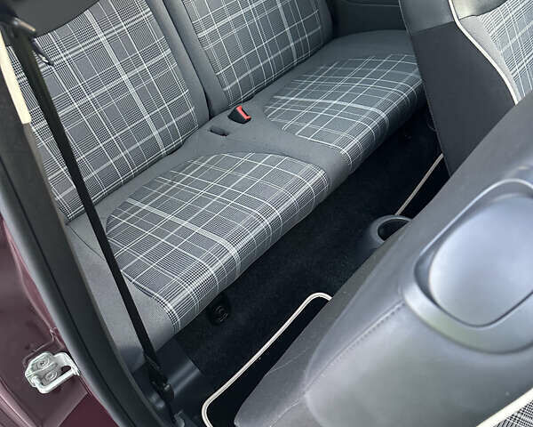 Красный Фиат 500, объемом двигателя 1.24 л и пробегом 75 тыс. км за 9200 $, фото 10 на Automoto.ua