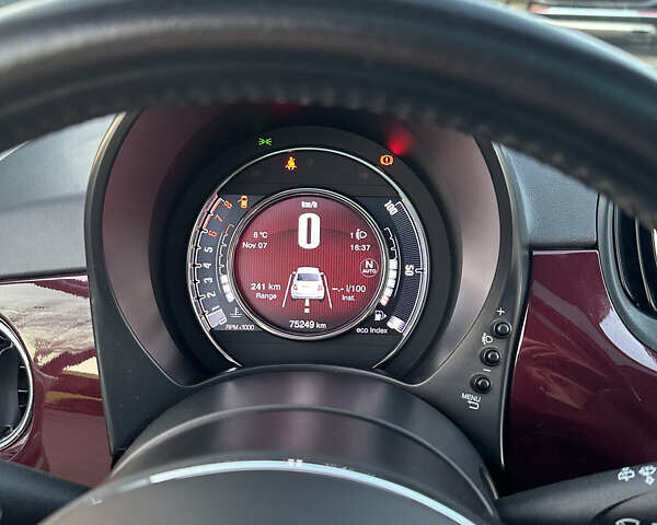 Красный Фиат 500, объемом двигателя 1.24 л и пробегом 75 тыс. км за 9200 $, фото 17 на Automoto.ua