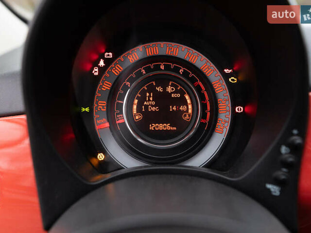 Червоний Фіат 500, об'ємом двигуна 1.24 л та пробігом 121 тис. км за 8100 $, фото 16 на Automoto.ua