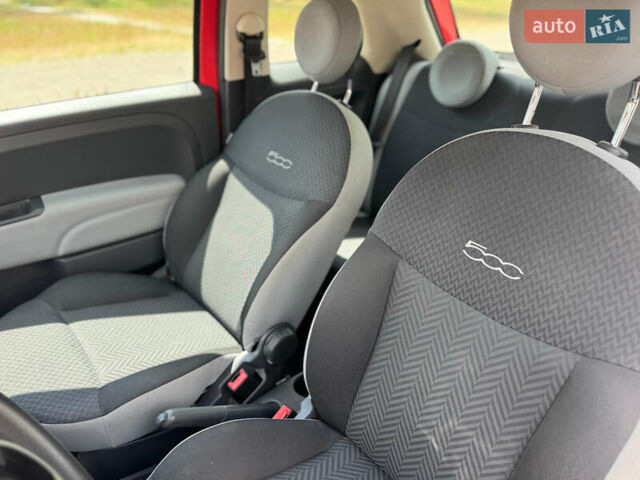 Червоний Фіат 500, об'ємом двигуна 1.24 л та пробігом 121 тис. км за 8100 $, фото 15 на Automoto.ua