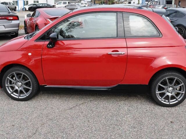 Красный Фиат 500, объемом двигателя 1.4 л и пробегом 65 тыс. км за 2700 $, фото 3 на Automoto.ua