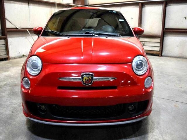 Красный Фиат 500, объемом двигателя 1.4 л и пробегом 23 тыс. км за 2000 $, фото 1 на Automoto.ua