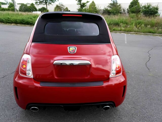 Красный Фиат 500, объемом двигателя 1.4 л и пробегом 41 тыс. км за 7000 $, фото 5 на Automoto.ua