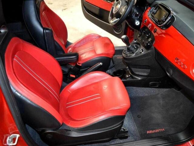 Красный Фиат 500, объемом двигателя 1.4 л и пробегом 23 тыс. км за 2000 $, фото 14 на Automoto.ua