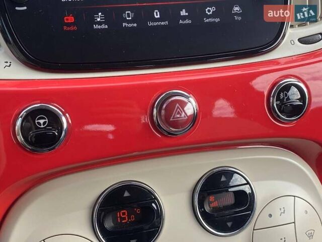 Червоний Фіат 500, об'ємом двигуна 1.24 л та пробігом 13 тис. км за 14490 $, фото 16 на Automoto.ua