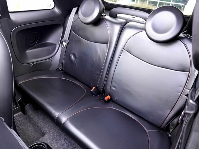 Красный Фиат 500, объемом двигателя 1.4 л и пробегом 41 тыс. км за 7000 $, фото 11 на Automoto.ua