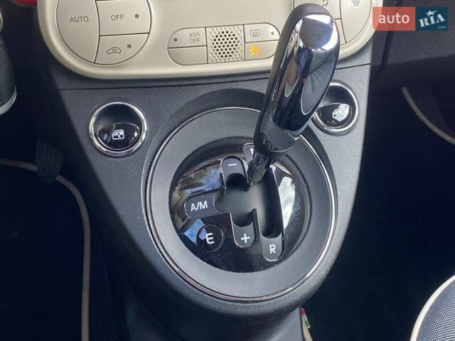 Червоний Фіат 500, об'ємом двигуна 1.24 л та пробігом 13 тис. км за 14490 $, фото 18 на Automoto.ua