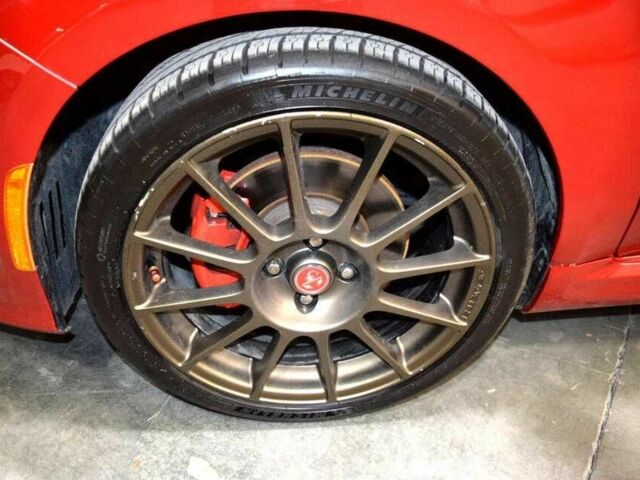 Красный Фиат 500, объемом двигателя 1.4 л и пробегом 23 тыс. км за 2000 $, фото 6 на Automoto.ua