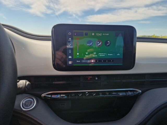 Красный Фиат 500, объемом двигателя 0 л и пробегом 58 тыс. км за 13998 $, фото 15 на Automoto.ua