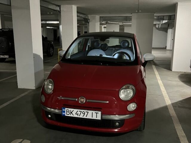 Фиат 500 2008 в Ровно на Automoto.ua Красный Фиат 500, объемом двигателя 1.2 л и пробегом 212 тыс. км за 5900 $, фото 4 на Automoto.ua
