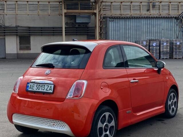 Красный Фиат 500, объемом двигателя 0 л и пробегом 55 тыс. км за 7500 $, фото 2 на Automoto.ua