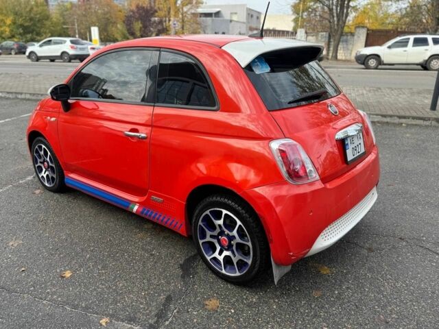 Червоний Фіат 500, об'ємом двигуна 0 л та пробігом 93 тис. км за 5900 $, фото 2 на Automoto.ua