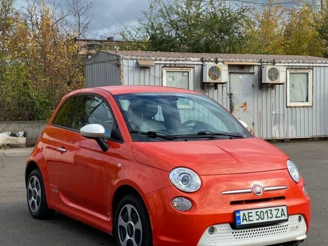 Красный Фиат 500, объемом двигателя 0 л и пробегом 55 тыс. км за 7500 $, фото 4 на Automoto.ua