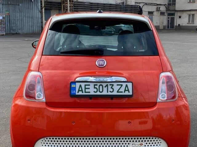 Красный Фиат 500, объемом двигателя 0 л и пробегом 55 тыс. км за 7500 $, фото 3 на Automoto.ua